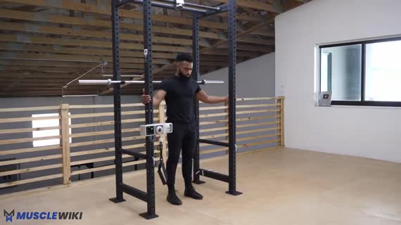سیسی اسکوات کمکی با وزن بدن