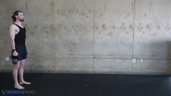 راه رفتن کشاورز تک دست با کتلبل